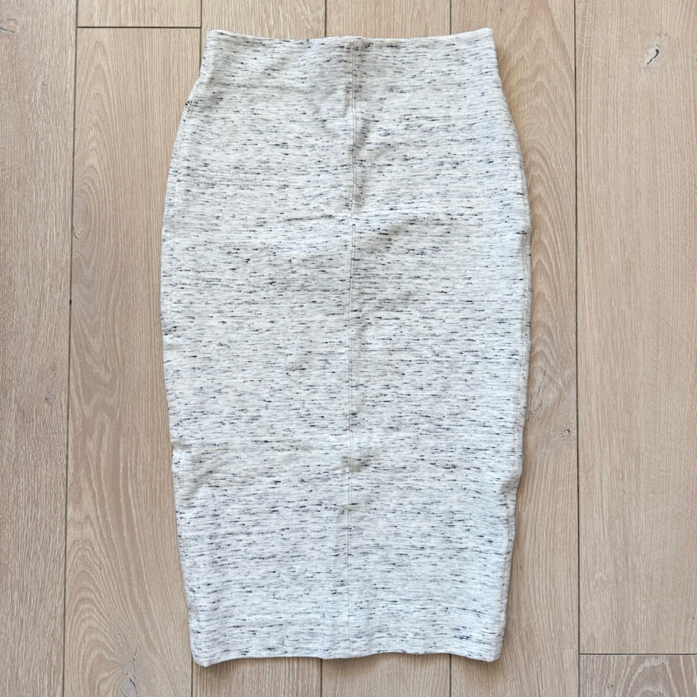 Aritzia Wilfred Italian Fabric Pencil Midi Skirt in White&Black Heather Size XS
